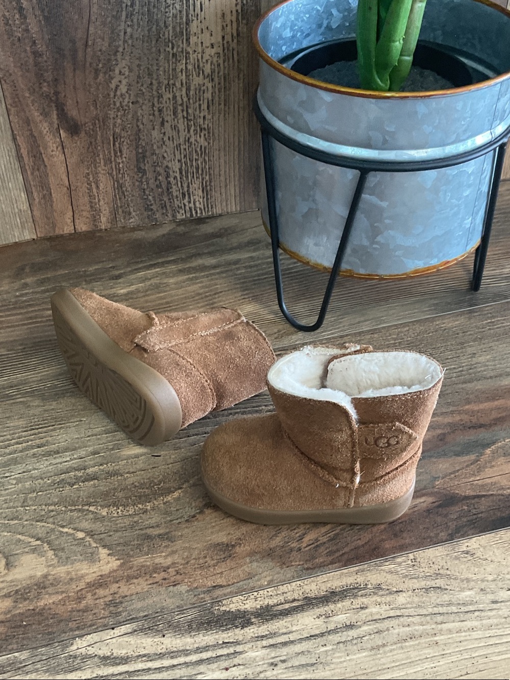 UGG Toddlers' Keelan Suede Shearling Sheepskin Boots 10960891